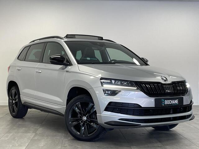 Skoda Karoq 1.5 TSI ACT Sportline Business NL-auto | 1e Eig. | Winterpakket | Panoramadak | El. Achterklep | Adaptive Cruise | Camera