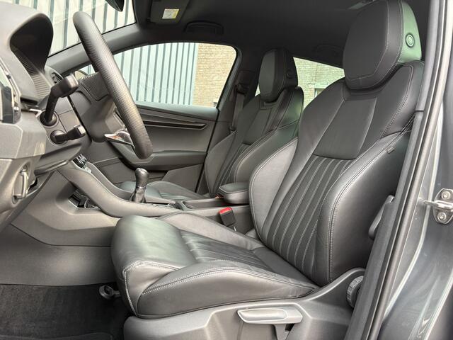 Skoda Karoq 1.5 TSI ACT Sportline Business | Leder | Camera | Adapt. Cruise control | Stoel & Stuur verw. | Prijs Rijklaar!!