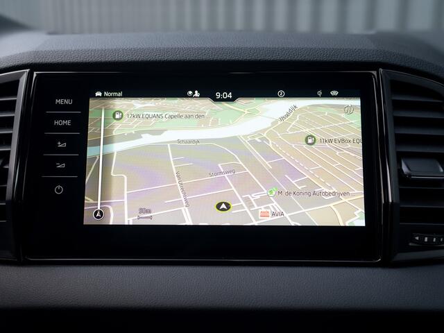 Skoda Karoq 1.5 TSI ACT Sportline Business | Elk. A-klep | Camera | Lane Assist | Stoel & Stuur verw. | Prijs Rijklaar!!