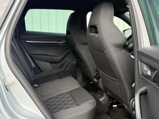 Skoda Karoq 1.5 TSI ACT Sportline Business / Nederlandse Auto / Dealer Onderhouden / All Seasonbanden / Trekhaak 1500 KG / Navigatie / Stoel- en Stuurverwarming / Adaptive Cruise Control / Voorruitverwarming / Climate Control /