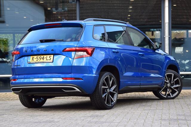 Skoda Karoq 1.5 TSI ACT Sportline Business | Org. NL | BOVAG Garantie | Trekhaak | Apple Carplay/Android Auto | PDC Voor+Achter | Stoel&Stuurverwarming | 19'' Velgen | Full LED |