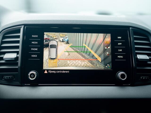 Skoda Karoq 1.5 TSI ACT Sportline Business | Elk. A-klep | Camera | Lane Assist | Stoel & Stuur verw. | Prijs Rijklaar!!