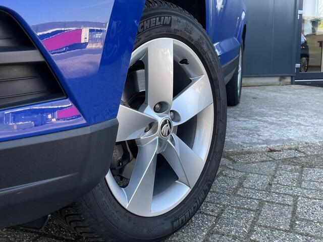 Skoda Karoq 1.0 TSI Ambition Business - Navigatie - Lichtmetalen Velgen - Stoelverwarming - Cruise Control