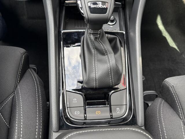 Skoda Karoq Sportline Ultimate 1.5 TSI 150 PK DSG | Automaat | Trekhaak | Panoramadak | Led Matrix verlichting | Trekhaak |