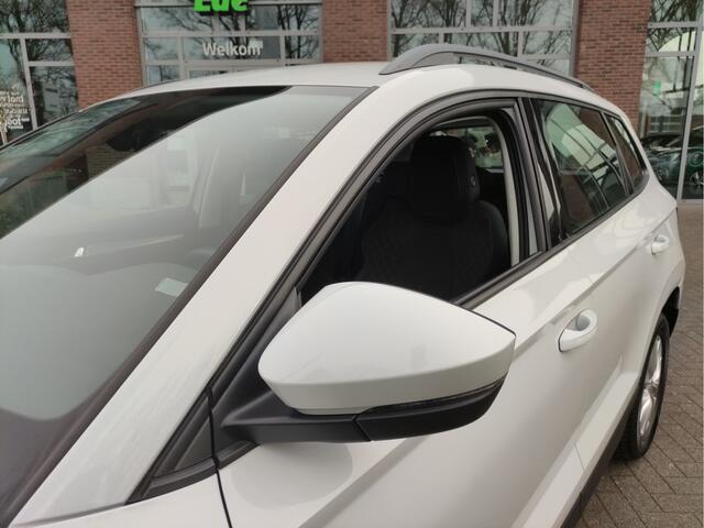 Skoda Karoq 1.0 TSI Business Edition Trekhaak - Virtual dashboard - Apple Carplay - NL auto - Lage KM stand