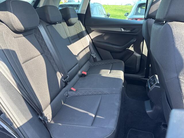 Skoda Karoq 1.5 TSI ACT 150PK DSG CLEVER CAMERA/NAVI/PANORAMADAK!