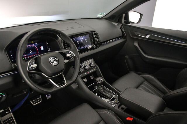 Skoda Karoq Sportline Business 1.5 TSI 150pk DSG Automaat Panoramadak, Lederen bekleding, Adaptive cruise control, Elektrische achterklep, LED matrix koplampen, Navigatie