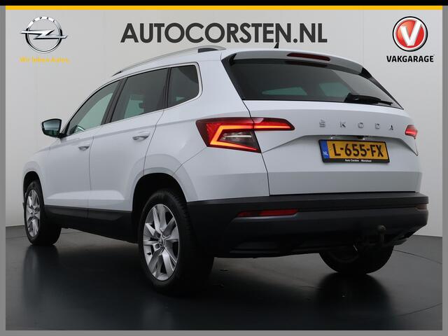 Skoda Karoq 1.5T 150pk ACT Trekhaak Adap.Cruise Camera Navi Virtual Cockpit ECC Apple Carplay Android PDC StoelverwarmingVerschuifbare Achterstoelen Business Edition Plus Comfort Pack Lmv Led Isofix DAB Voorruitverwarming Regen-Lichtsensor File Assist Verkeersbord De