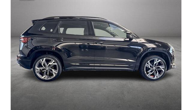 Skoda Karoq 1.5 TSI ACT Sportline Business | PANORAMADAK | 360 CAMERA | WINTERPACK | KEYLESS | NAVI | ELEKTR. ACHTERKLEP