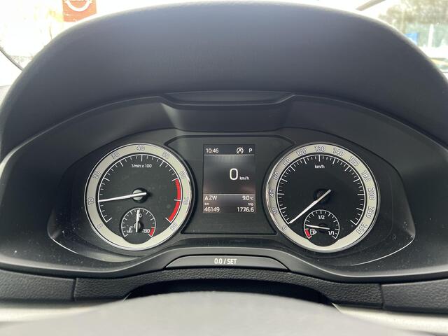 Skoda Karoq 1.0 TSI Clever Edition Automaat | Navigatie | Carplay | Adaptieve Cruise Control | Trekhaak afneembaar