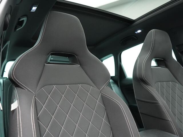 Skoda Karoq 1.5 TSI ACT Sportline 150pk DSG Dealer O.H | Trekhaak Afn. | Panodak | RS Sportstoelen Verwarmd | Adaptive Cruise | Sfeerverlichting | Camera | Apple Carplay | Keyless | Navigatie | DAB | 19" L.M |