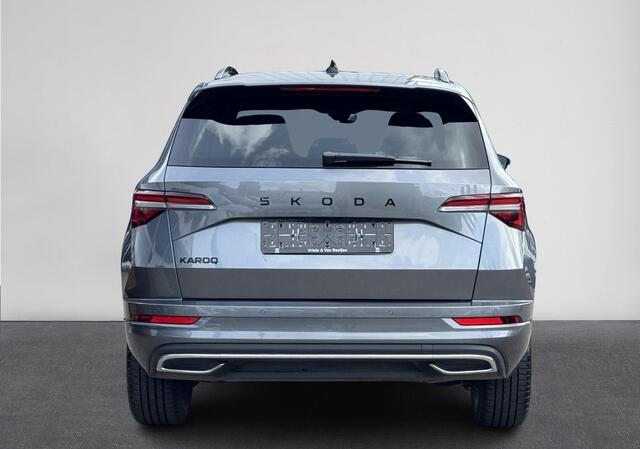 Skoda Karoq 1.5 TSI Sportline | Automaat | Clima | Stuur/Stoelverwarming | Cruise | Carplay | Navi | Pano | ( Vestiging - Nieuwegein )