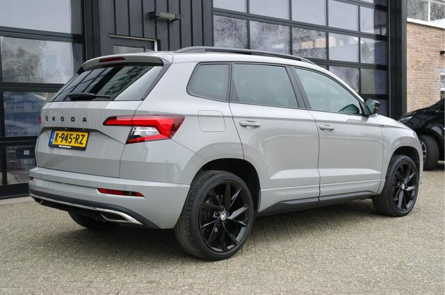 Skoda Karoq 1.5 TSI ACT Sportline Business | Automaat | Adaptive | Pano | Virtual | NL-Auto