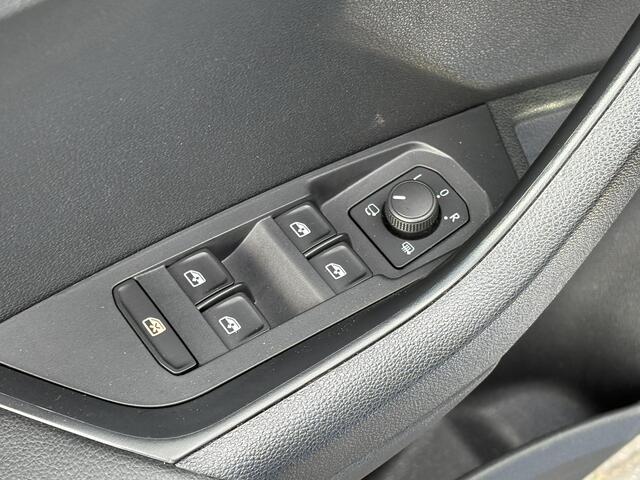 Skoda Karoq 1.5 TSI ACT Sportline |Pano|Carplay|Camer