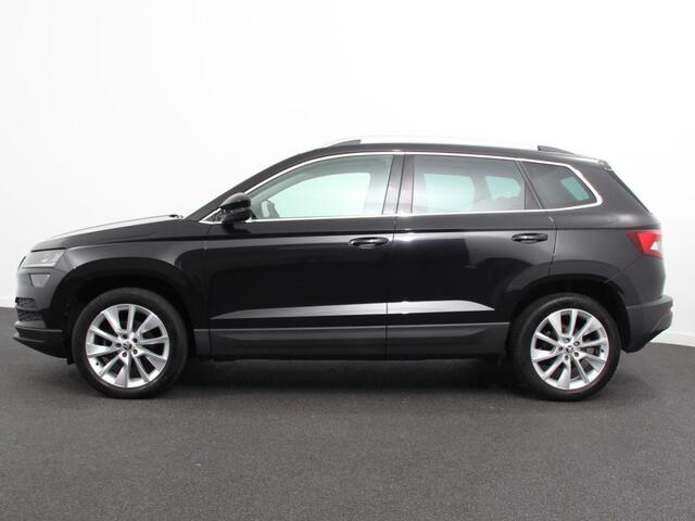 Skoda Karoq 1.5 TSI 150pk Automaat Style Climate Control Cruise Control LED Lichtmetalen velgen Navigatie Apple Carplay/ Android Auto Keyless