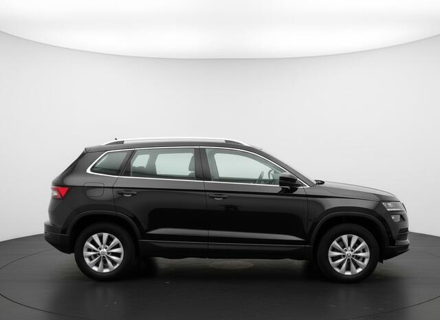 Skoda Karoq 1.5 TSI ACT 150PK DSG BUSINESS EDITION CAMERA/ACC/CARPLAY/LED