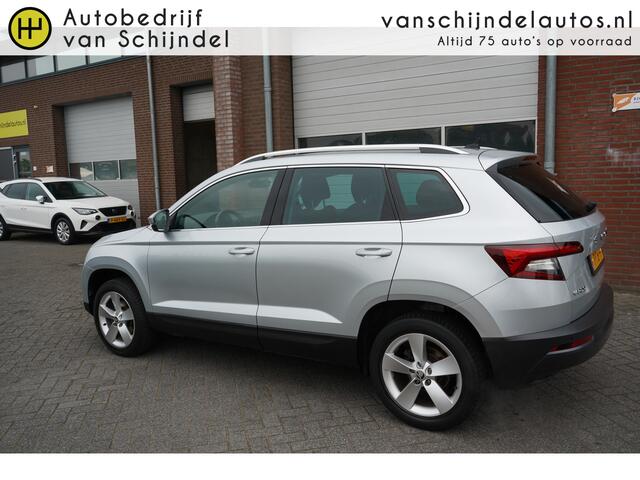 Skoda Karoq 1.5 TSI ACT 150PK BUSINESS EDITION PLUS ORIGINEEL NL PANORAMADAK CAMERA STOEL/STUUR/VOORRUITVERWARMING ANDROID/APPLECARPLAY NAVI ADAPTIEVE CRUISE PDC V+A LED 17INCH ENZ...