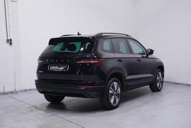 Skoda Karoq 1.5 TSI ACT Business Edition Plus NAP Clima Winterpakket Navi Camera PDC v+a Voorruitverwaming