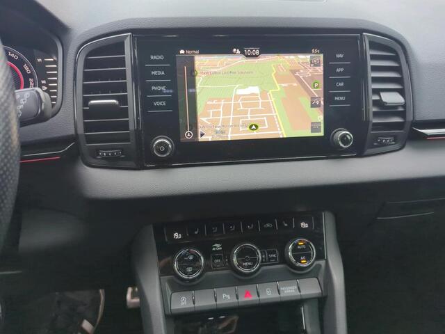 Skoda Karoq 1.5 TSI DSG 150pk Sportline Business Matrix-LED | Navigatie | 19"lm