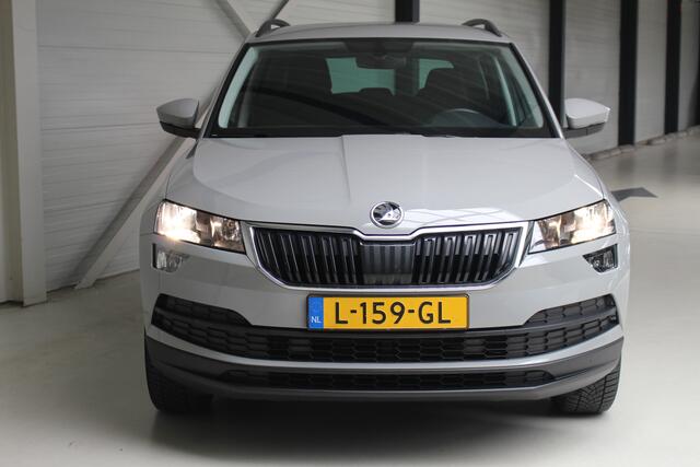 Skoda Karoq 1.0 TSI Business Edition Navigatie | climate Control | Stoelverwarming |