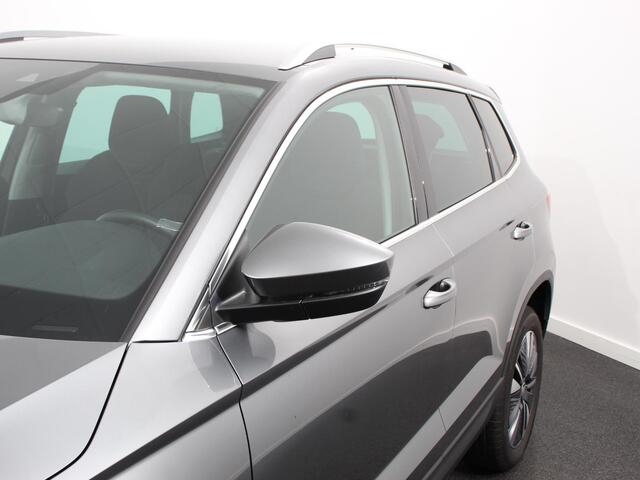 Skoda Karoq 1.5 TSI 150pk DSG ACT Selection Navigatie Apple Carplay/Android Auto Camera Parkeer sensoren Adaptieve Cruise Control Lichtmetalen Velgen Digitale Cockpit
