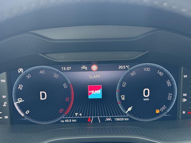 Skoda Karoq 1.5 TSI DSG ACT Business Edition Rijklaarprijs Incl. afleveringsbeurt en 12 maanden BOVAG-garantie | Adaptive Cruise Control | Achteruitrijcamera | Apple Carplay/Android auto | Chroompakket |