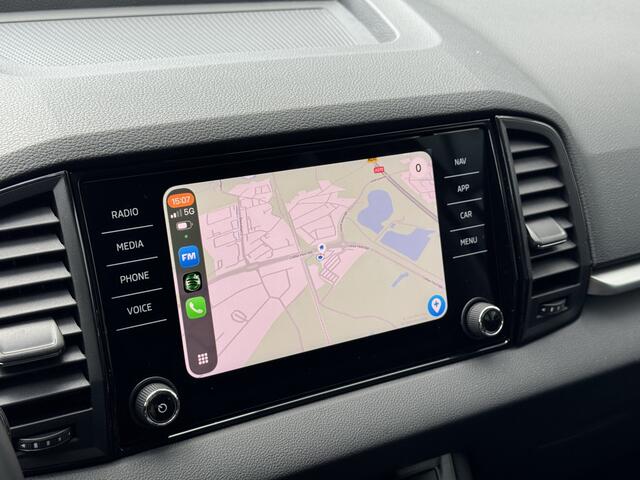 Skoda Karoq 1.5 TSI DSG ACT Business Edition Rijklaarprijs Incl. afleveringsbeurt en 12 maanden BOVAG-garantie | Adaptive Cruise Control | Achteruitrijcamera | Apple Carplay/Android auto | Chroompakket |