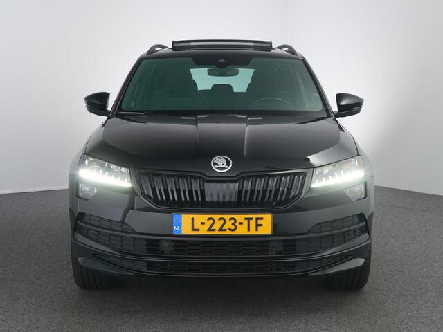 Skoda Karoq 1.5 TSI ACT Sportline Business | Pano | Zwenkhaak | Winterpakket | Camera | ACC |