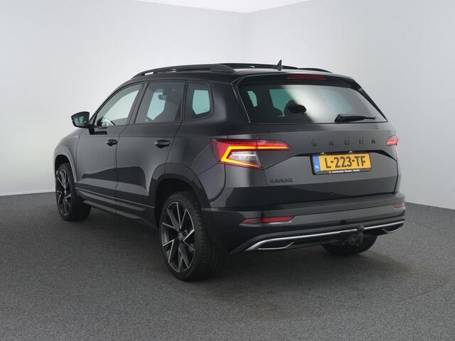 Skoda Karoq 1.5 TSI ACT Sportline Business | Pano | Zwenkhaak | Winterpakket | Camera | ACC |