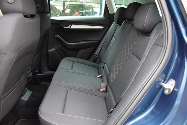 Skoda Karoq 1.0 TSI 110PK Business Edition | Rijklaar incl. BOVAG Garantie | Org. NL | Trekhaak | Navigatie | Apple Carplay/Android Auto | PDC Achter | Cruise & Climate Control |