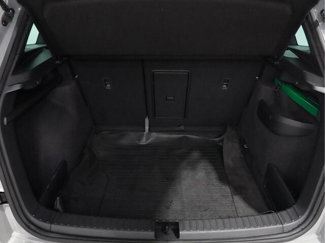 Skoda Karoq 1.5 TSI ACT 150pk DSG Sportline Business / Camera / Matrix-LED / Keyless / Navigatie / Demonstratieauto
