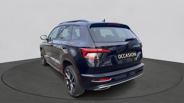 Skoda Karoq 1.5 TSI ACT 150pk DSG Sportline Business Panorama Trekhaak Camera Stoelverwarming Carplay