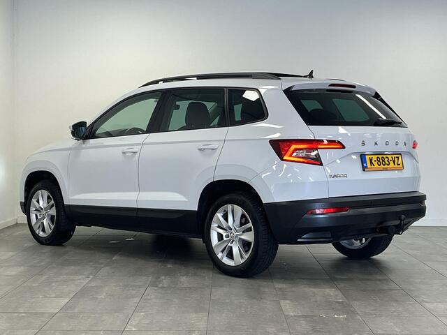 Skoda Karoq 1.0 TSI Business Edition | Trekhaak | Pano | Stoel & Stuur verwarming |