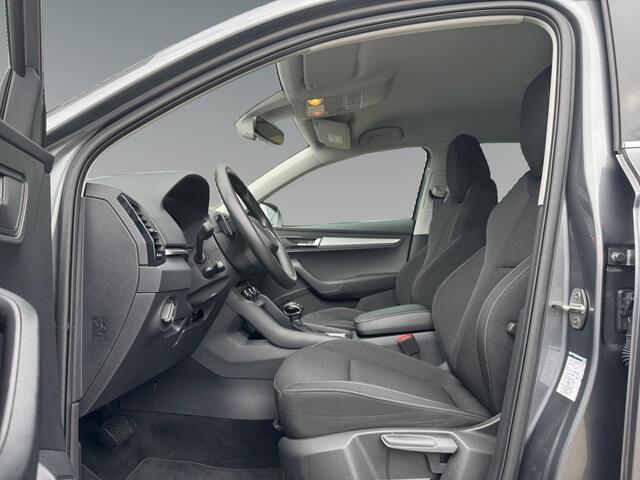 Skoda Karoq 1.5 150pk TSI ACT Business Edition Verwarmbare voorstoelen | Trekhaak wegklapbaar elektrisch | Adaptive cruise control