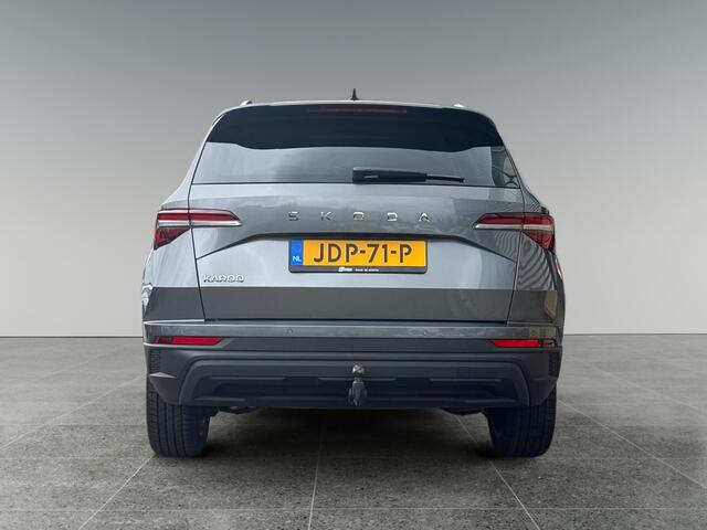 Skoda Karoq 1.5 150pk TSI ACT Business Edition Verwarmbare voorstoelen | Trekhaak wegklapbaar elektrisch | Adaptive cruise control