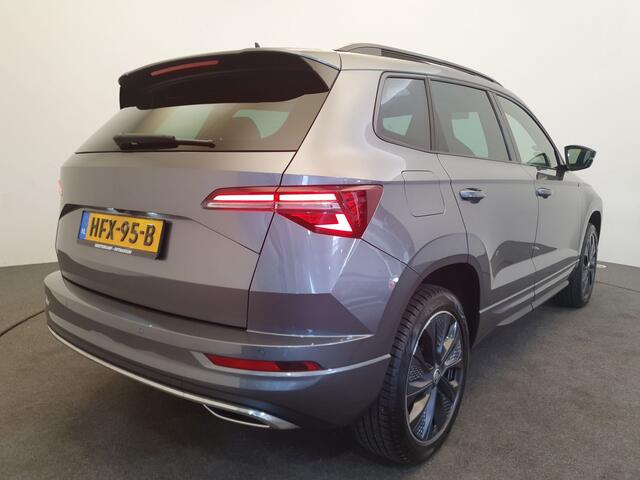 Skoda Karoq 1.5 TSI ACT 150pk DSG/AUT Sportline Business Panoramadak, Wegklapbare Trekhaak, Camera