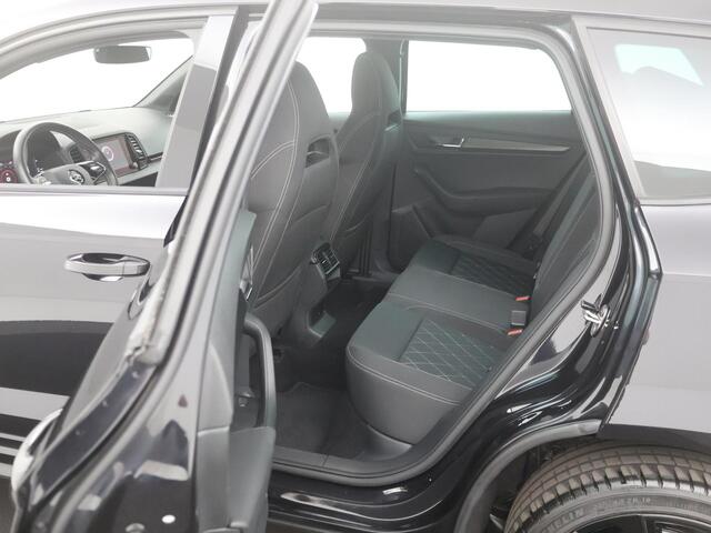 Skoda Karoq 1.5 TSI ACT Sportline Business PANODAK|BLIS|ACC|19INCH|CANTON|CAMERA|WINTERPACK|ELEK.ACHTERKLEP
