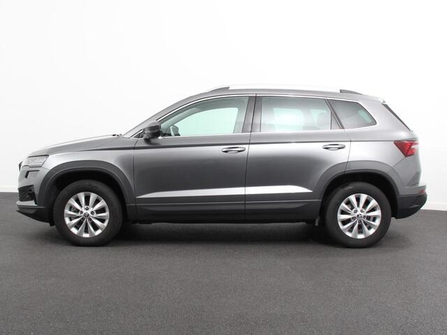 Skoda Karoq 1.5 TSI 150pk DSG Ambition Navigatie Apple Carpla/Android Auto Camera Climate Control Adaptieve Cruise control Lichtmetalen Velgen