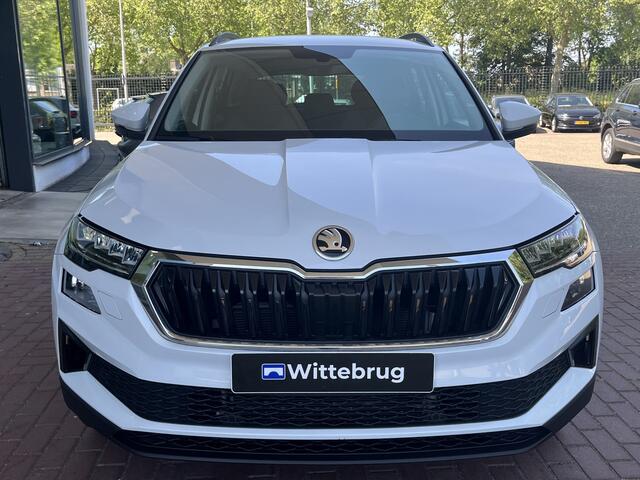 Skoda Karoq 1.5 TSI ACT Ambition / Virtual Cockpit / Stoelverwarming V+A / Achteruitrij camera / Climate control / 18'' LMV