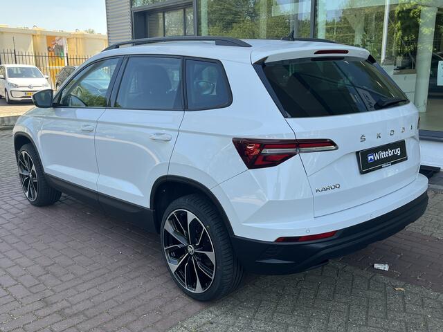 Skoda Karoq 1.5 TSI ACT Ambition / Virtual Cockpit / Stoelverwarming V+A / Achteruitrij camera / Climate control / 18'' LMV