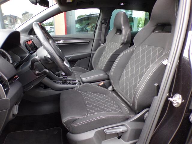 Skoda Karoq 1.5 TSI ACT Sportline Business Pano Trekhaak Carplay Navi Bomvol!!!