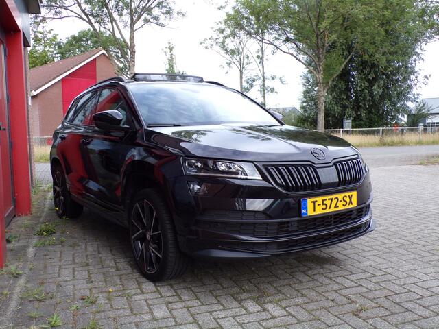 Skoda Karoq 1.5 TSI ACT Sportline Business Pano Trekhaak Carplay Navi Bomvol!!!