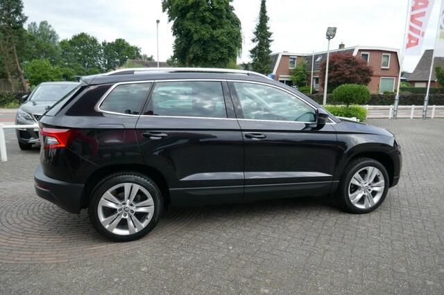 Skoda Karoq 1.5 TSI ACT STYLE BUS. 150 PK TREKHAAK/CANTION AUDIO/CAMERA