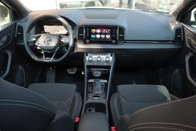 Skoda Karoq 1.5 TSI DSG Sportline | Panoramadak | Trekhaak | Achteruitrijcam