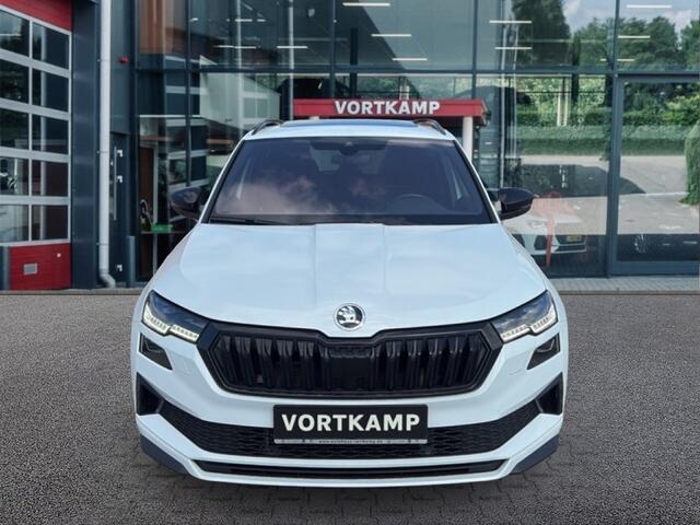 Skoda Karoq 2.0 TDI DSG 4X4 SPORTLINE TREKHAAK/PANO-DAK/CAM/ELEK-KLEP/CRUISE/STOELVERW