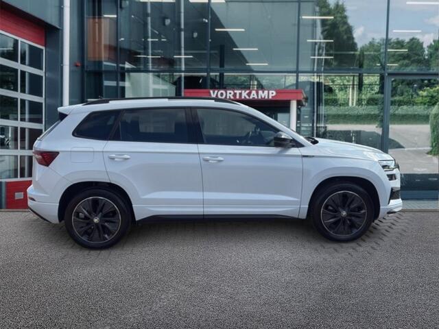 Skoda Karoq 2.0 TDI DSG 4X4 SPORTLINE TREKHAAK/PANO-DAK/CAM/ELEK-KLEP/CRUISE/STOELVERW