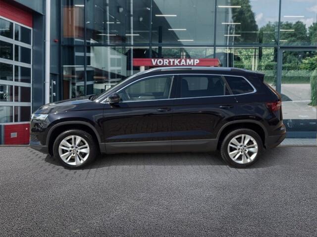Skoda Karoq 1.5 TSI DSG STYLE TREKHAAK/PANO-DAK/CAMERA/ELEK-KLEP/CRUISE/STOELVERW