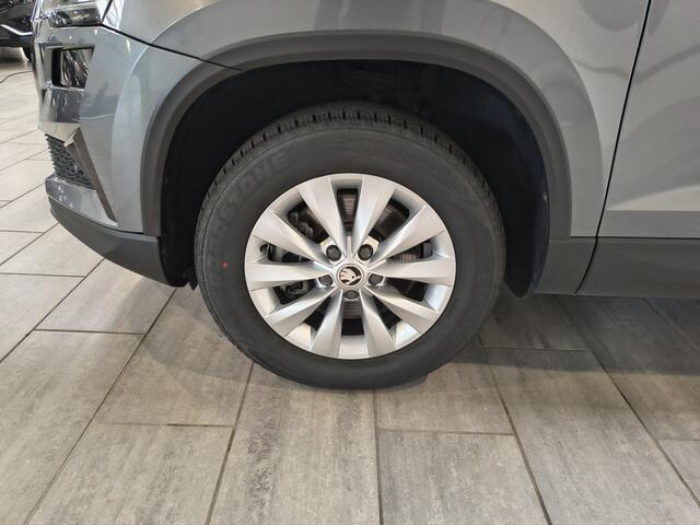 Skoda Karoq 1.5 TSI ACT 15pk Business Edition | Cruise Control | Climate Control | Camera | Apple Carplay & Android Auto |
