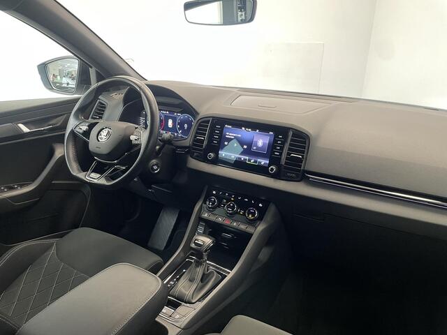 Skoda Karoq 1.5 TSI ACT Sportline | TREKHAAK | MATRIX LED | ACC | CAMERA | KEYLESS |