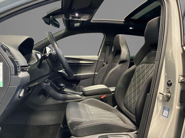 Skoda Karoq 1.5 TSI 150pk DSG ACT Sportline Business · Panoramadak · Camera · Cruise Control · Apple/Android Car Play · 18'' Inch ·